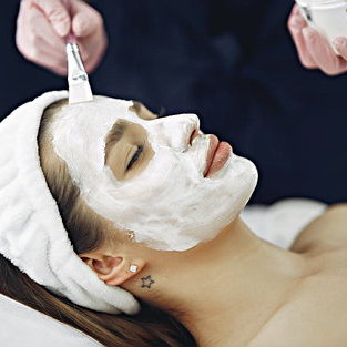 Kosmetikakademie Meeresbrise Oldenburg - Behandlungen - Maske